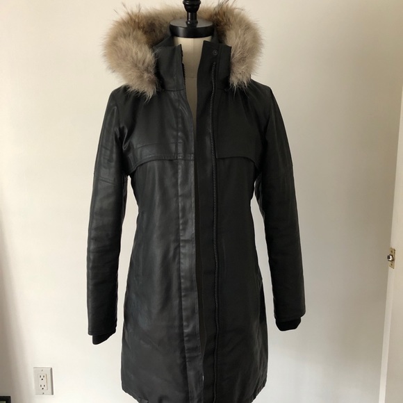 M0851 WOMENS waxed Parka jacket with coyote fur - Picture 3 of 4